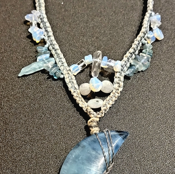 Macrame Aqua marine, Touramalated Moon stone, Apatite, & Blue Quartz neckalace. - Picture 8 of 8